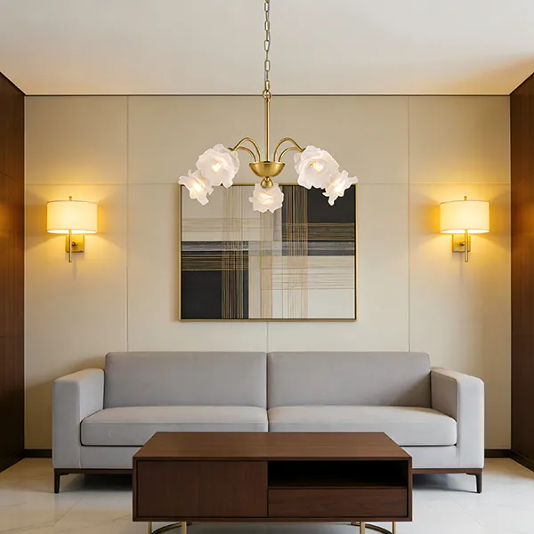 The Advantages of Modern Chandeliers